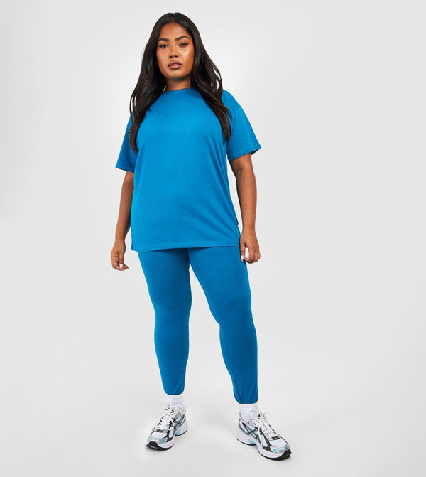 Trendy Blaze Lines Print Premium Oversized Tee With Tummy Tuck Body Shaping Leggings Co-ord Set main image 1