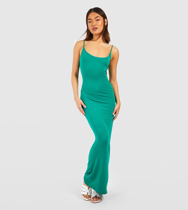 Buy Boohoo Basics Strappy Maxi Dress In BRIGHT GREEN | 6thStreet Kuwait