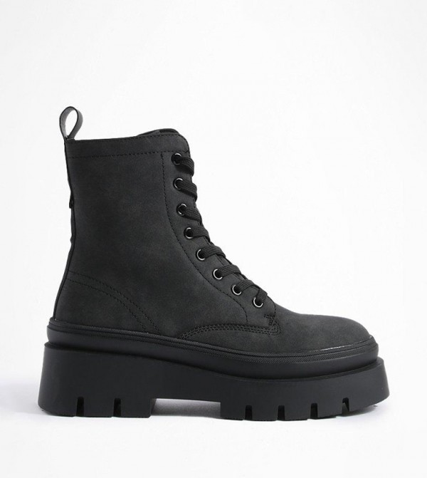 Buy Boohoo Double Sole Chunky Hiker Boots In Black 6thStreet UAE