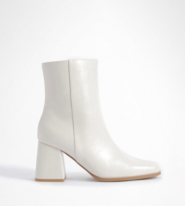 Wide Fit Block Heel Ankle Boots
