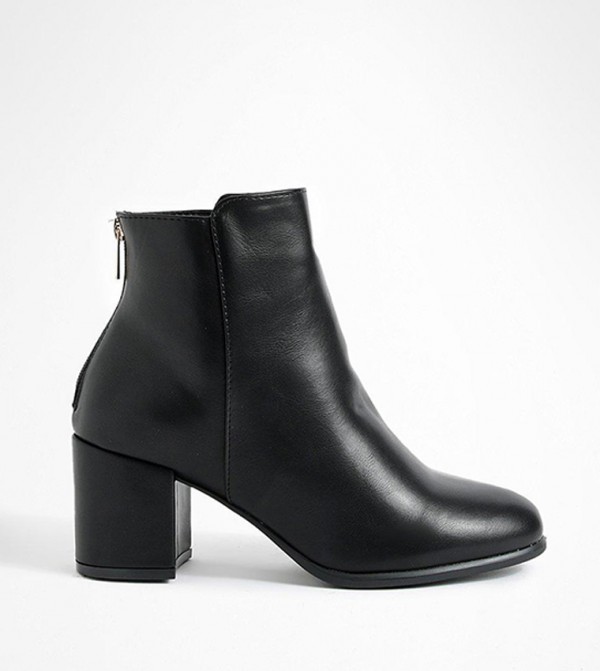 Wide Fit Pu Low Block Heel Ankle Boots