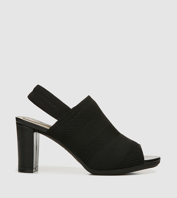 black heeled sandals women