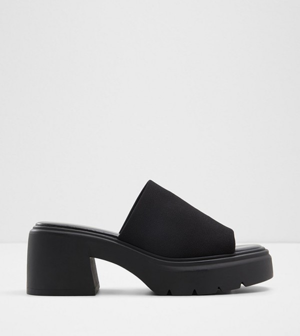 HARRIETTA Textured Chunky Sandals