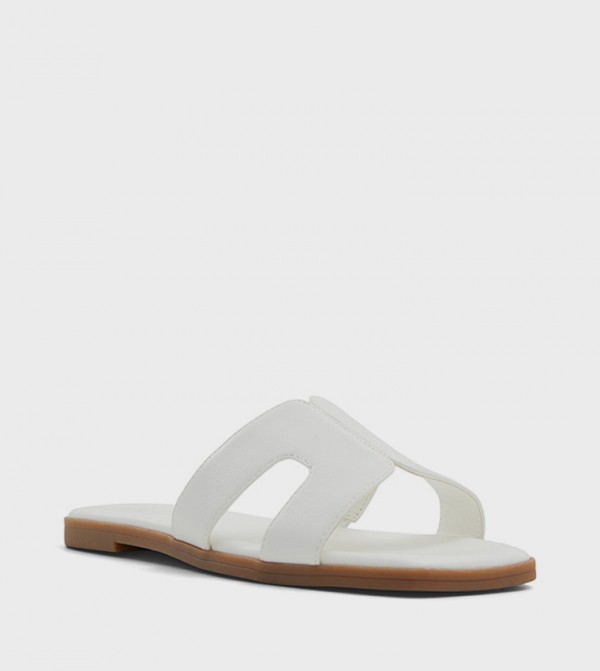 HAYLEE Flat Sandals
