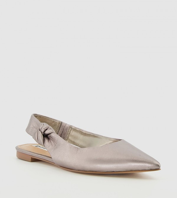 HEIGHTEN Pointed Toe Slingback Flats