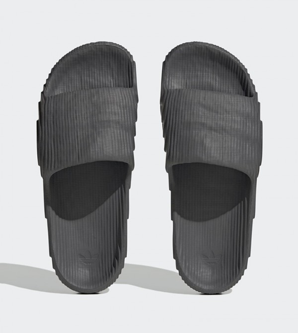 Buy Adidas ADILETTE 22 Open Toe Slides In Black 6thStreet Saudi Arabia