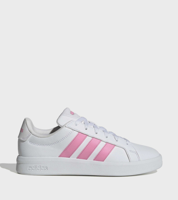GRAND COURT BASE 3.0 Stripe Detail Lace-Up Sneakers