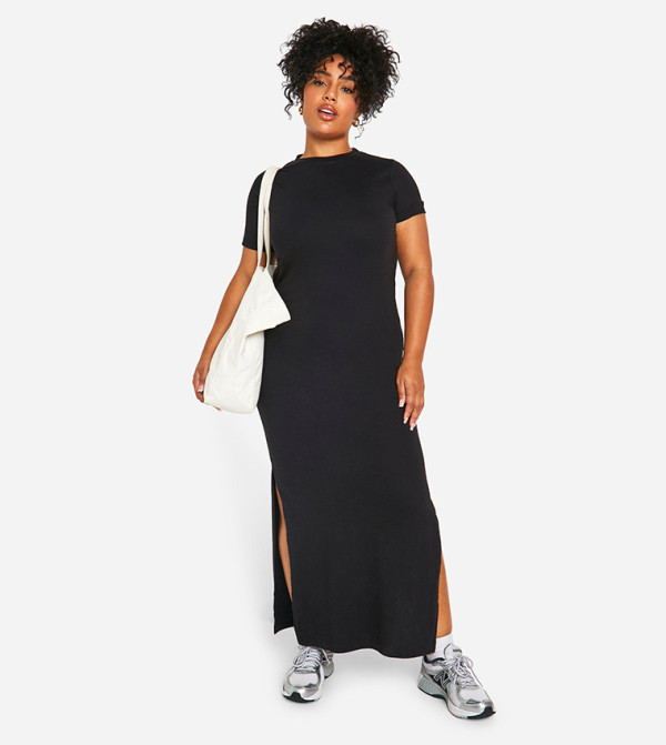 Buy Boohoo Curve Cotton Ruched T Shirt Dress In Black | 6thStreet Kuwait