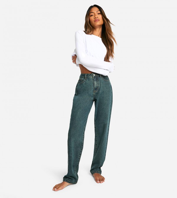 Washed Mom Fit Jeans
