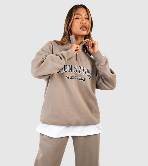 Dsgn Studio Appliqued Oversized Zipper Neck Sweatshirt