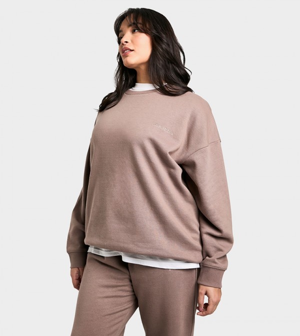 Curve Design Studio Embroidered Oversized Sweatshirt