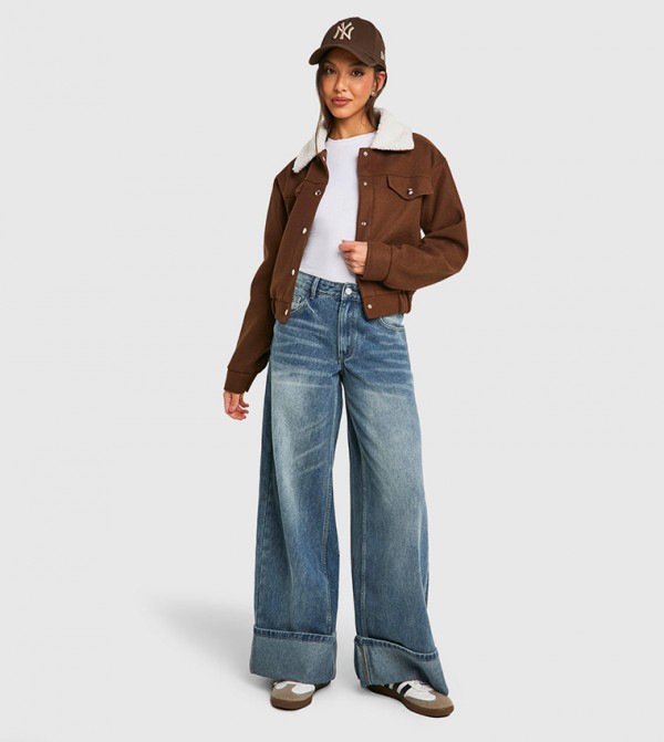 جاكيت بمظهر صوف بياقة شيربا