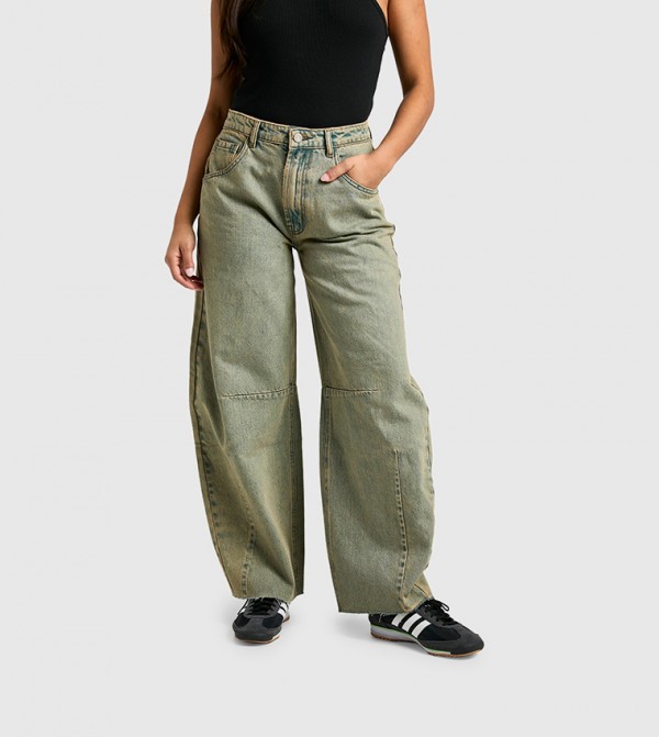 Petite Vintage Wash Barrel Fit Jeans