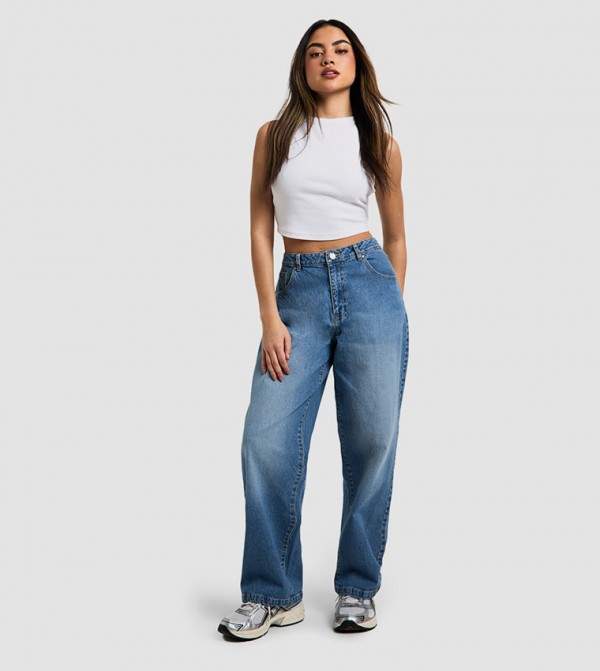 Basic Straight Leg Jeans