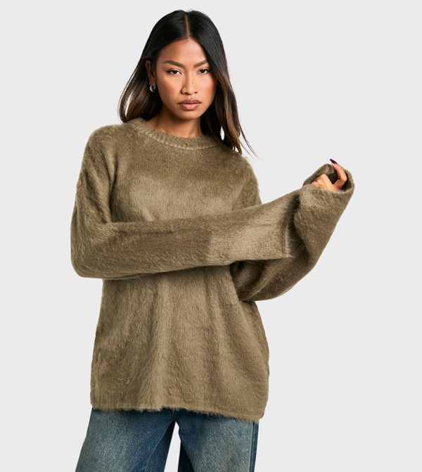 سترة محبوكة برقبة دائرية 