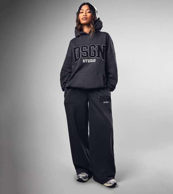 Design Studio Applique Straight Fit Sweatpants