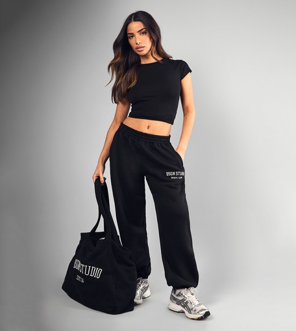 Petite Dsgn Studio Applique Oversized Joggers