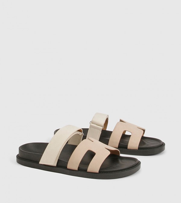 Contrast Cut Out Sliders