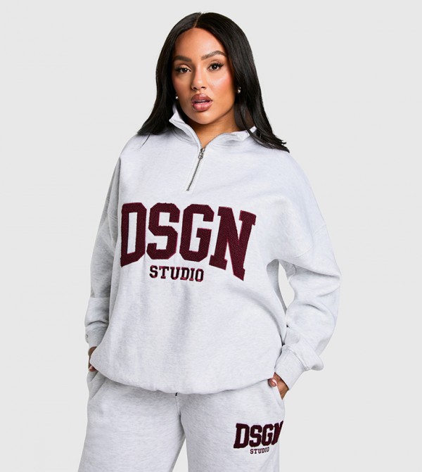 Curve Design Studio Applique Oversized Half Zip Sweatshirt