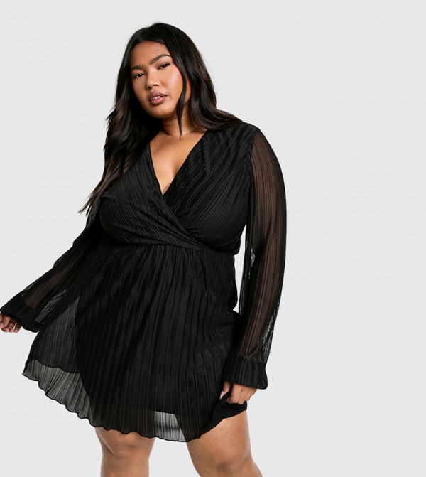 Curve Long Sleeves Plisse Skater Mini Dress