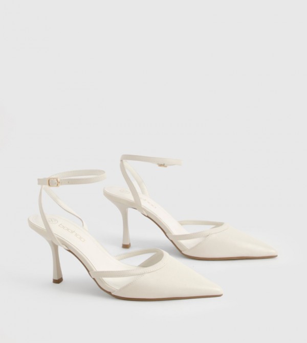 Cut Out Detail Pumps