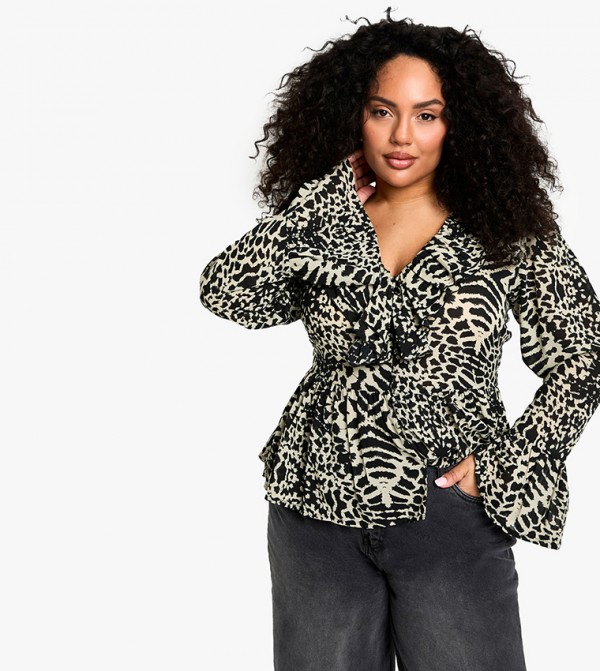Curve Animal Print Chiffon Ruffled Top