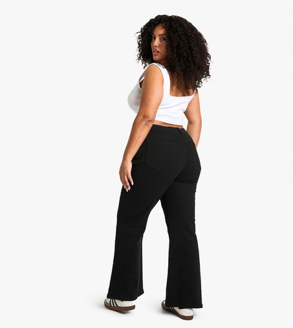 Curve Bootcut Jeans