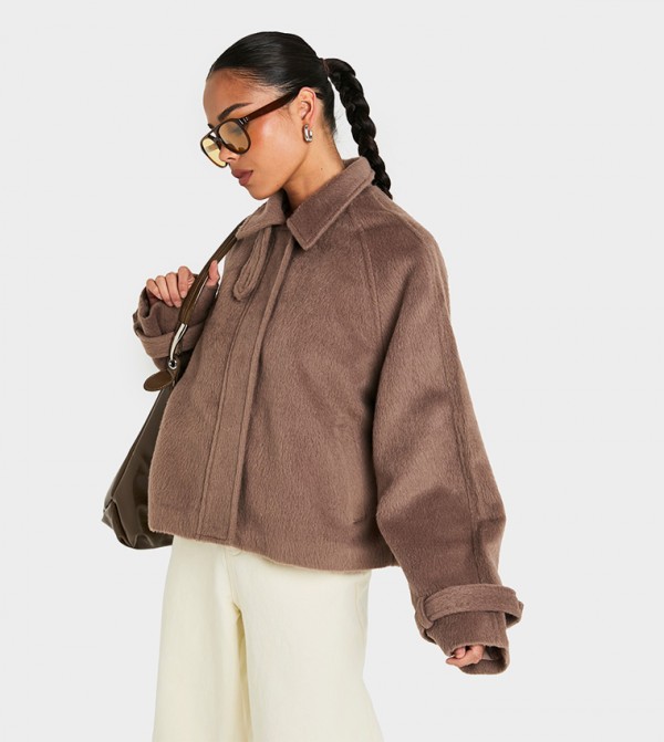 جاكيت بياقة صوف