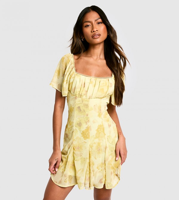 Floral Flared Sleeves Godet Hem Mini Dress