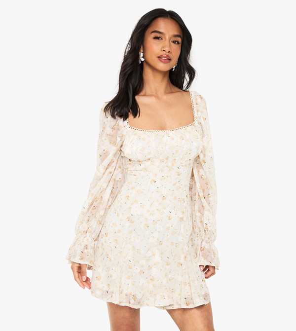 Petite Chiffon Jacquard Floral Flared Sleeves Mini Dress