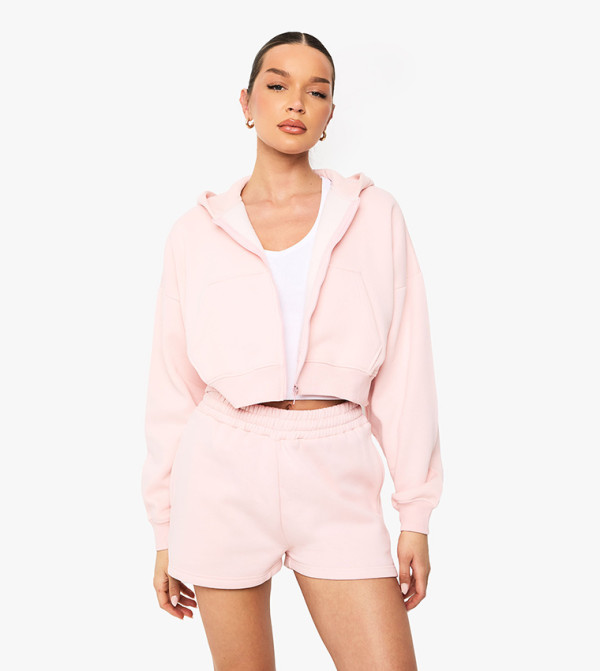 جاكيت قصير بسحّاب وأكمام طويلة وهودي 