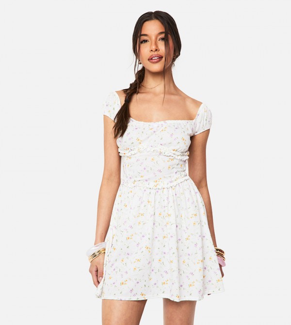 Ditsy Floral Printed Puff Sleeves Skater Dress