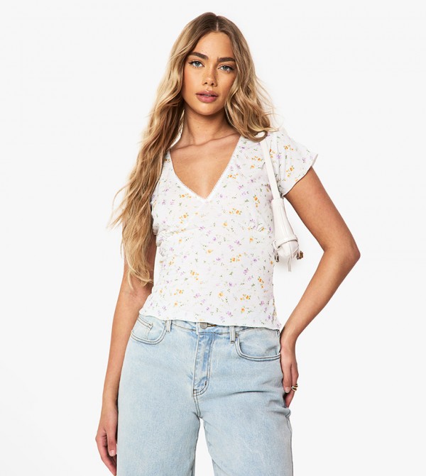 Ditsy Textured V-Neck Top