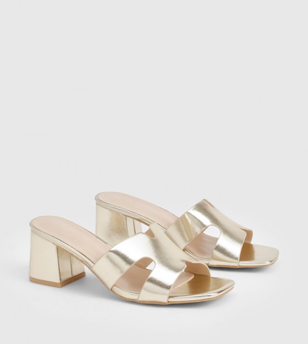 Cut Out Low Block Heeled Sandals