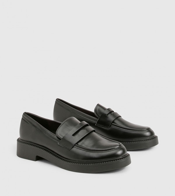 Panel Detail Loafers