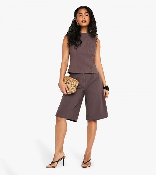 Linen Tailored Mid Rise Bermuda Shorts