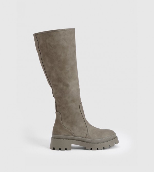 بوت بطول الركبة 