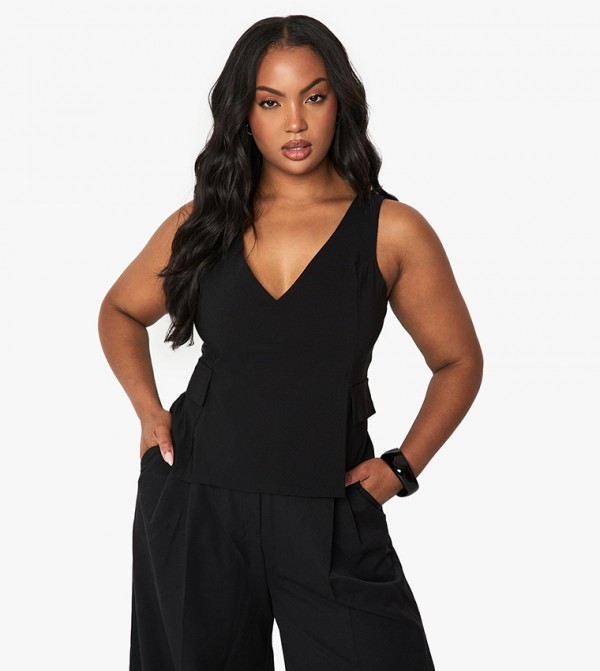 Curve Plunge Tailored Top