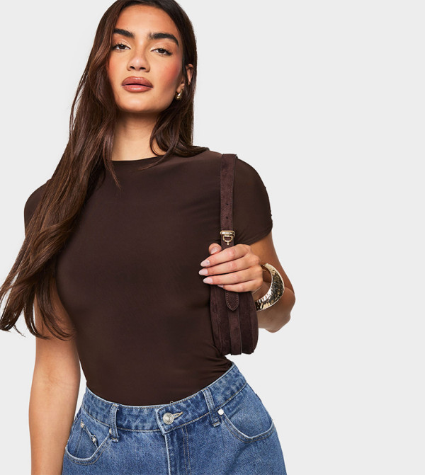 توب بوديسوت بأكمام قصيرة 