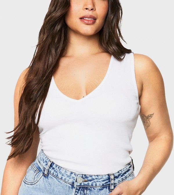 Curve Ribbed V-Neck Top