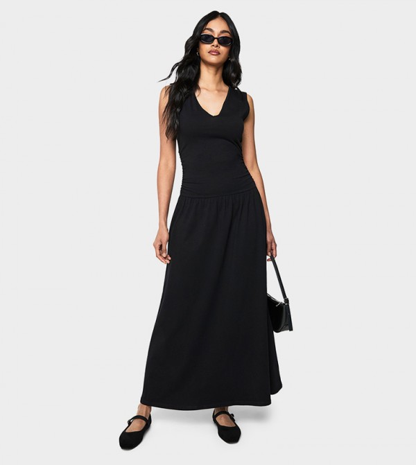 Solid V-Neck Ruched Detail Maxi Dress