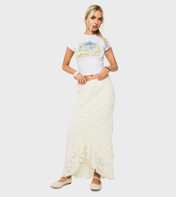 تنورة ماكسي دانتيل بكسرات وحافة غير متماثلة