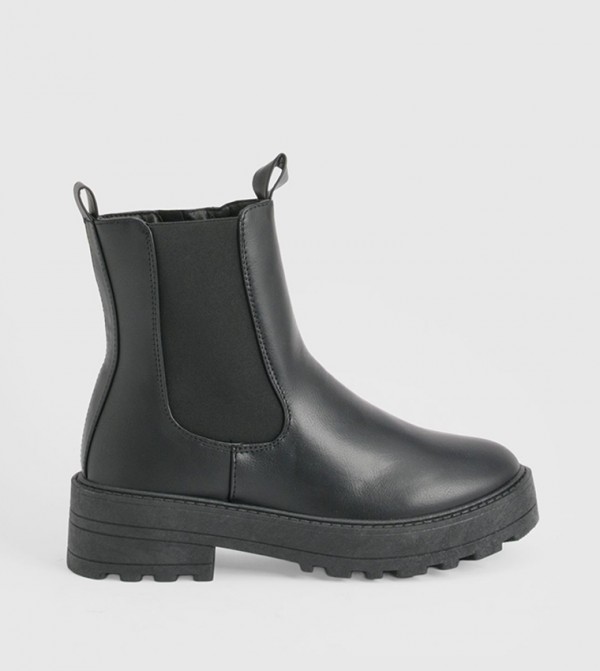 Elastic Panel Loop Chelsea Boots