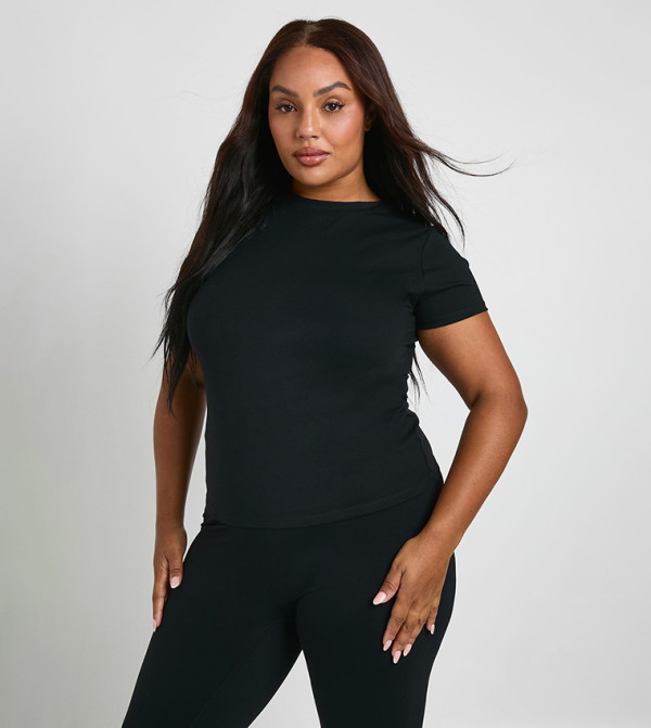 توب للمقاسات الكبيرة