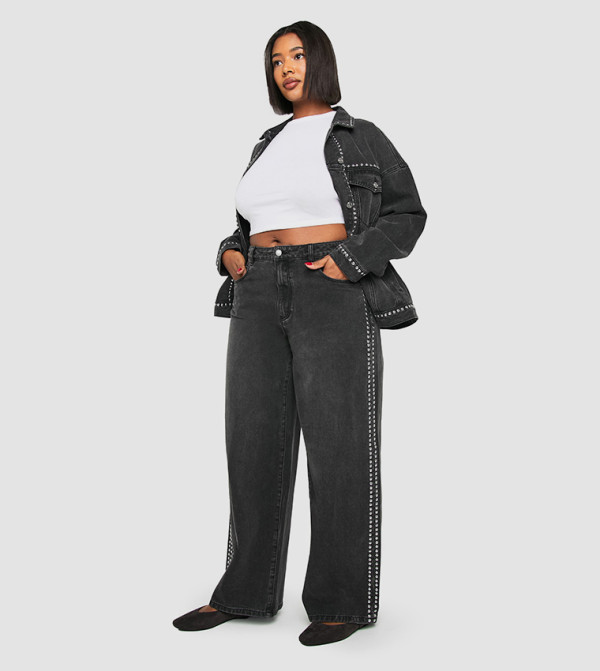 بنطال جينز واسع للمقاسات الكبيرة