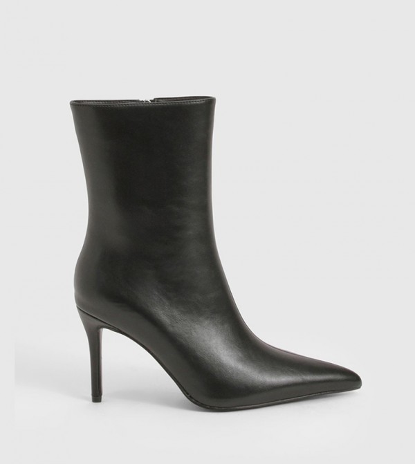 Solid Pointed Toe Ankle Boots