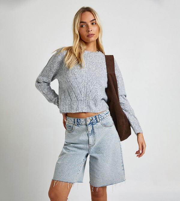 Diagonal Stitch Detail Crew Neck Boxy Fit Kitted Sweater