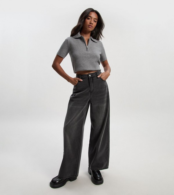 Petite Mid Waist Loose Fit Wide Leg Jeans