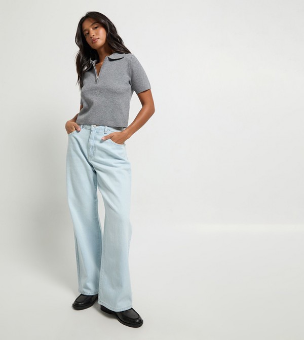 Petite Washed High Waist Straight Fit Jeans