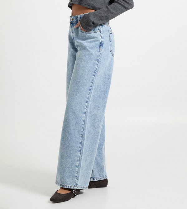 Mid Waist Boyfriend Fit Jeans